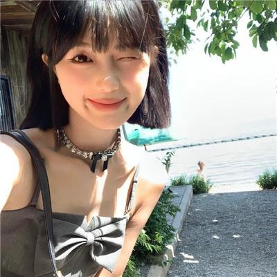 红伶泪
